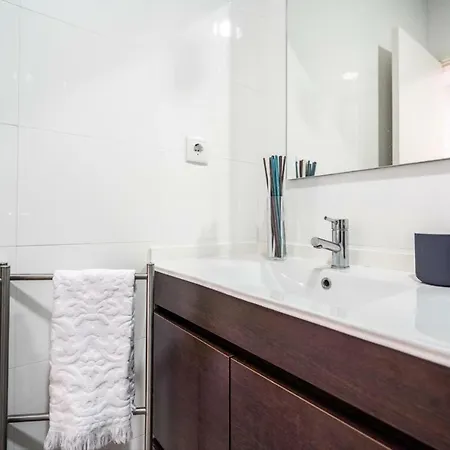 Akicity Graça Alure